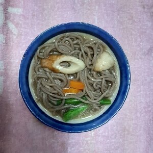 ヘルシー具沢山☆煮込みそば【白菜＆竹輪＆キャベツ】